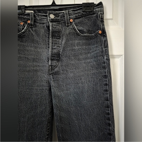 Levi's Ribcage Straight Jeans in Washed Black - Picture 7 of 14